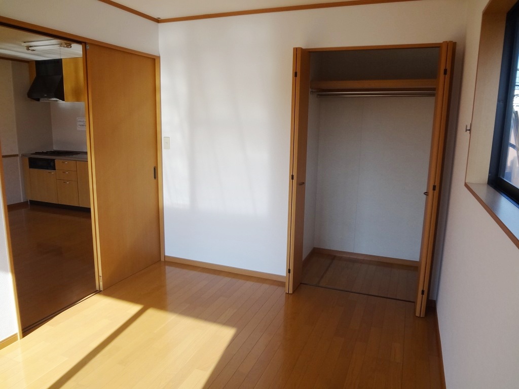 Other room space. Reference photograph