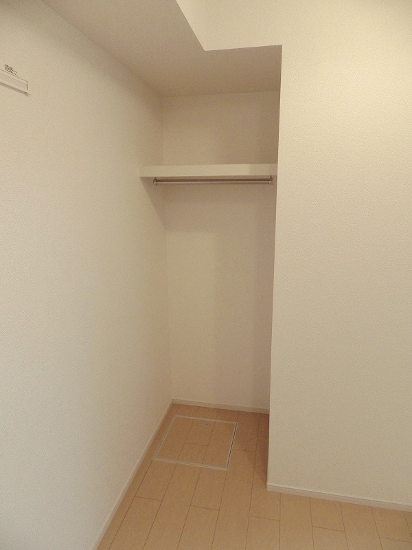 Receipt. The same type reference photograph