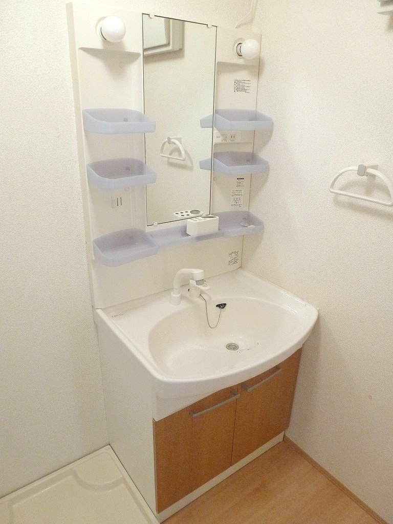 Washroom. Another Room No. reference photograph