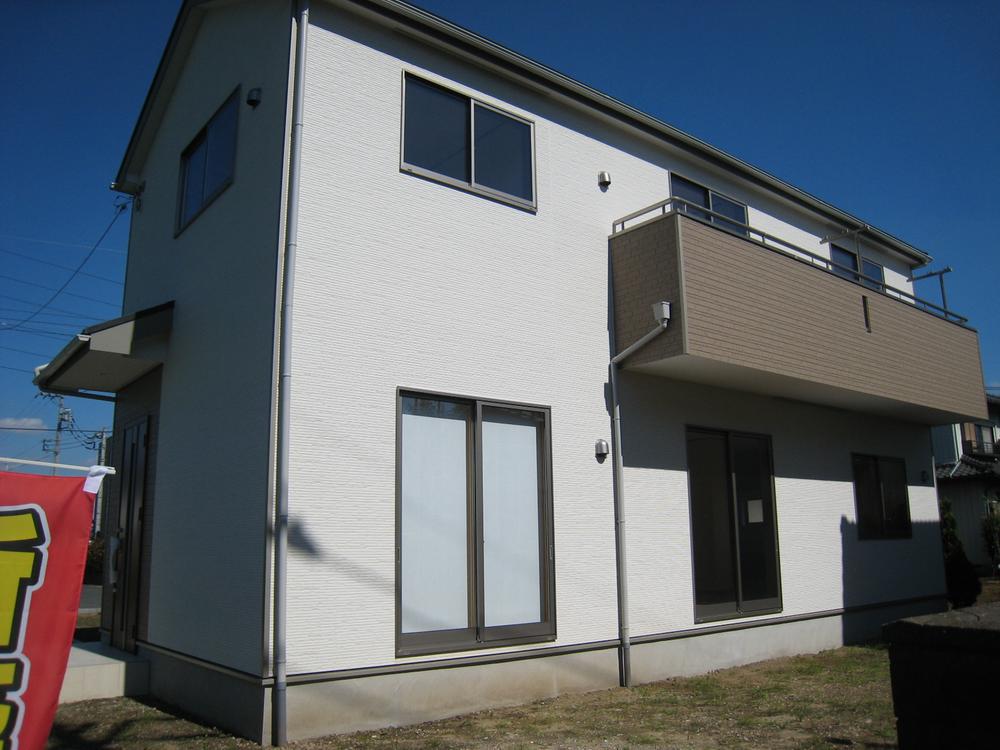 Local appearance photo