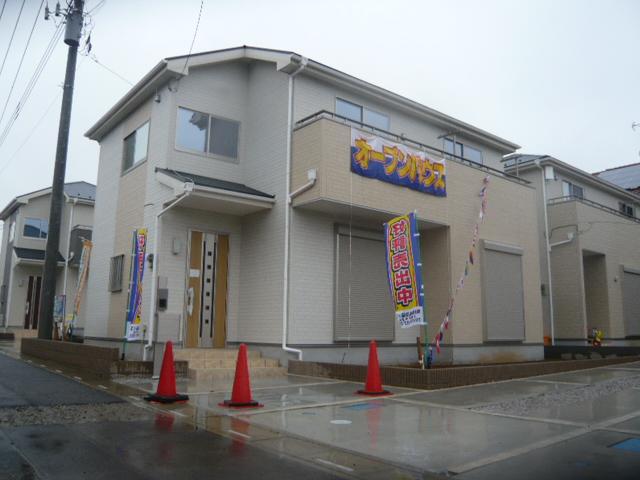 Local appearance photo.  ■ Building 3 _2290 ten thousand!  ■ 