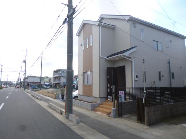 Local photos, including front road