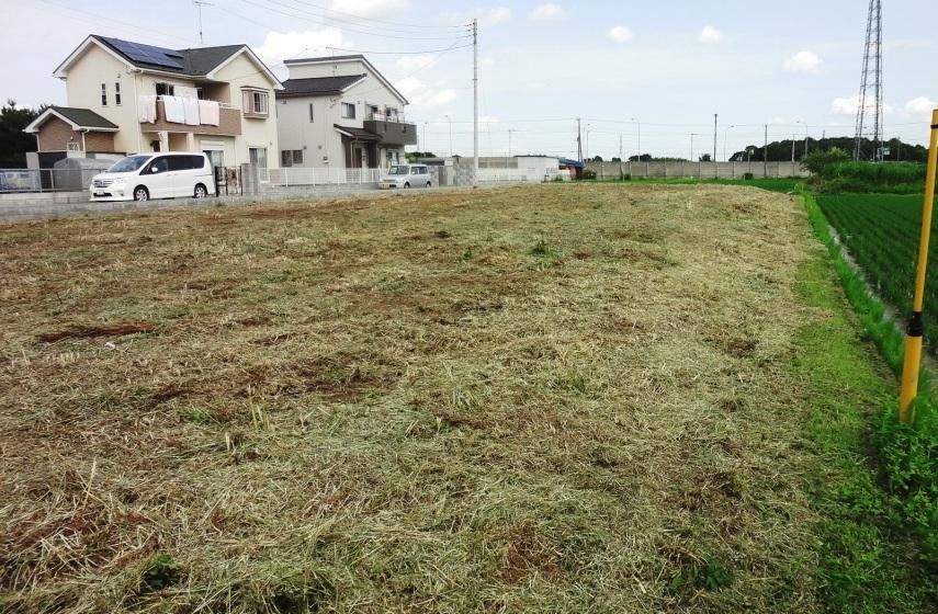 Local photos, including front road. Local (June 2013) Shooting