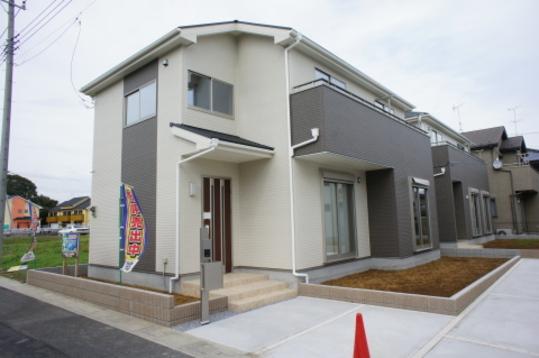 Other. Building appearance