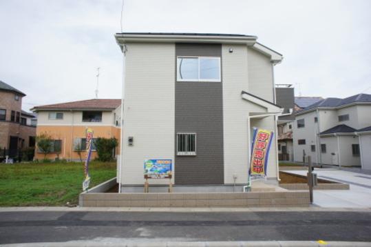 Other. Building appearance