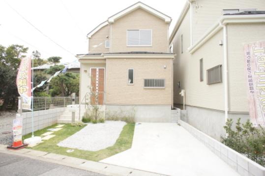 Other. Building appearance