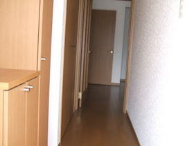 Entrance. Entrance (inverted type)