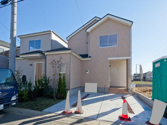 Local appearance photo. A Building Local (11 May 2013) Shooting