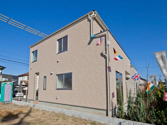 Local appearance photo. Shooting date: 2013 / 11 / 20 A Building