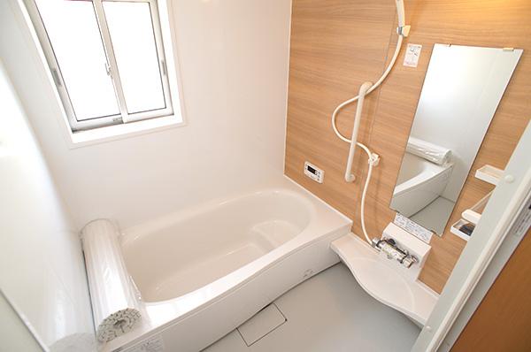 Bathroom. Indoor (10 May 2013) Shooting A Building