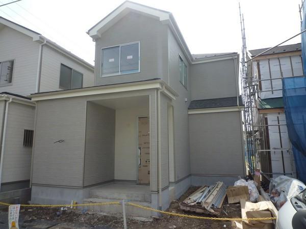 Local photos, including front road