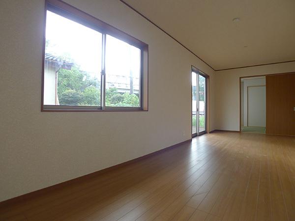 Living. Indoor (September 2013) Shooting Building 2