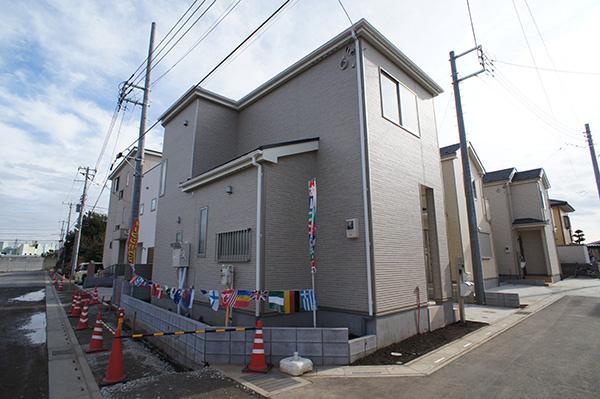 Local appearance photo. Simple and calm appearance site (November 2013) Shooting D Building