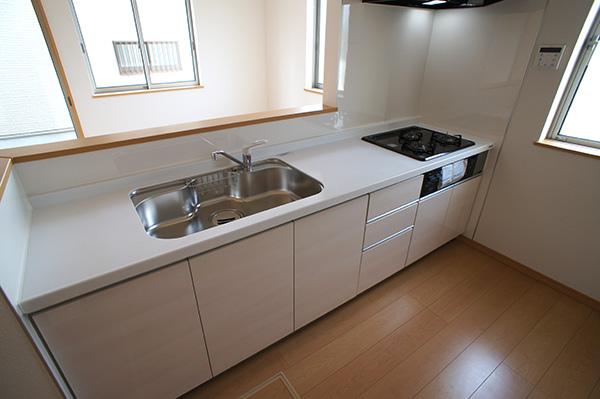 Kitchen. Indoor (12 May 2012) shooting A Building