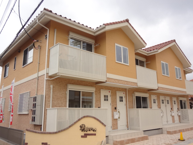 Building appearance. Minis Omiya until Nishiguchi shop 048-645-0032