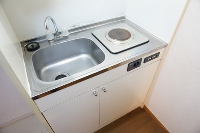 Kitchen. 1-burner stove kitchen You can use compact and functionally