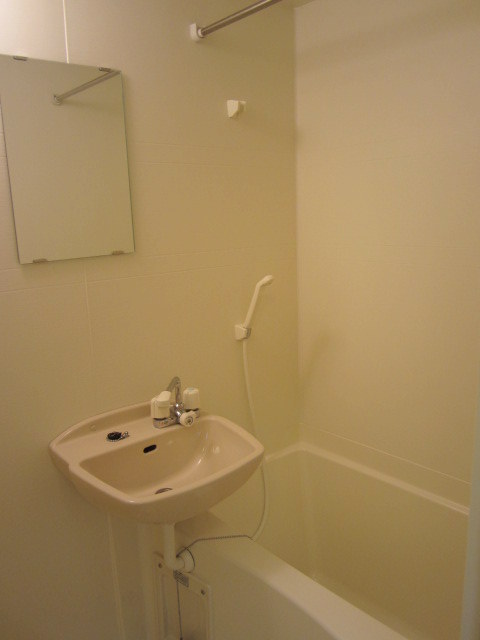 Bath. With bathroom dryer