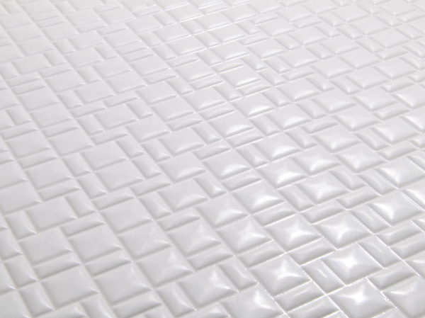 Bathing-wash room.  [Mosaic pattern] Subjected to a surface treatment to improve drainage, Easy to dry, Suppress the occurrence of mold.