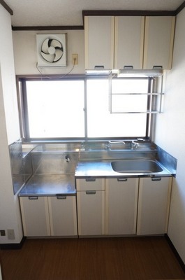 Kitchen. Gas stove installation Allowed Kitchen