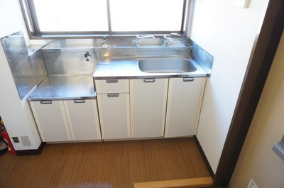 Kitchen. Gas stove installation Allowed Kitchen