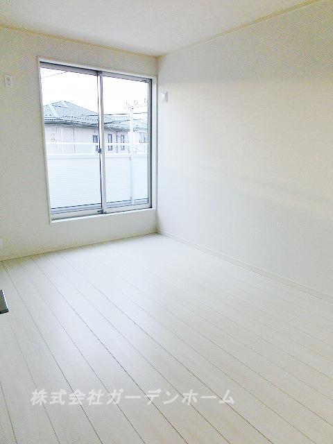 Non-living room. ■ Drenched light of the sun and Sansan, Bright Western-style ■