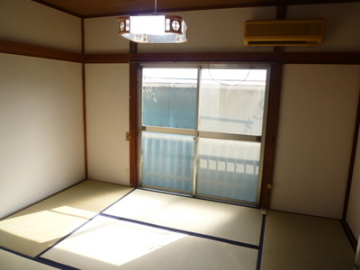 Living and room. 6 is a Pledge of Japanese-style room