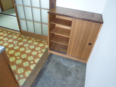 Entrance. There cupboard in the front door