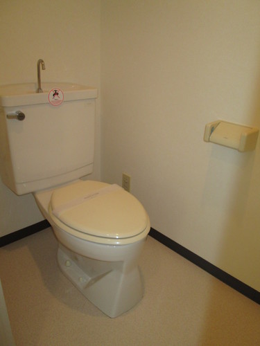 Other room space. Toilet