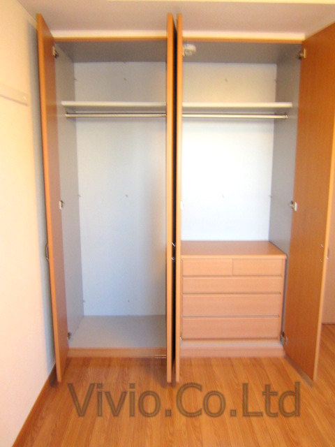 Receipt. Fulfilling, Storage space.