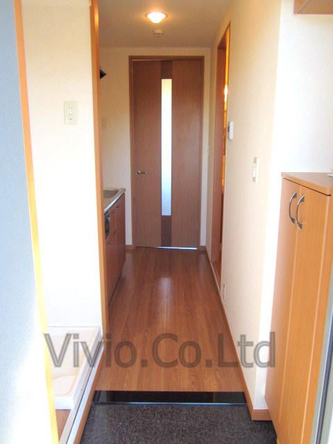 Entrance. It is the state of the entrance.