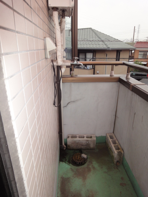 Balcony. Laundry Area is here!