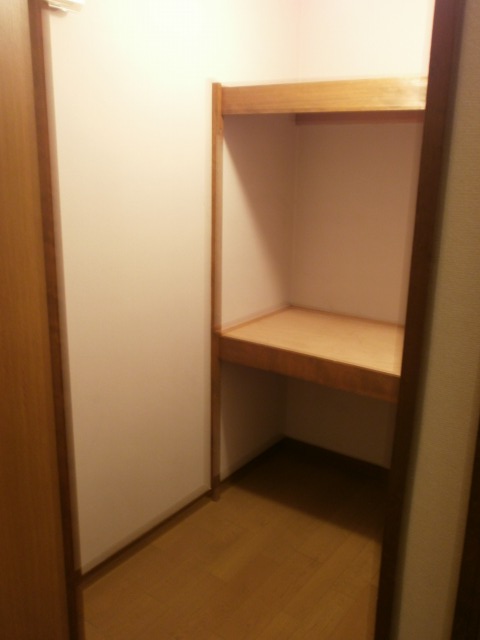 Other room space. Storeroom