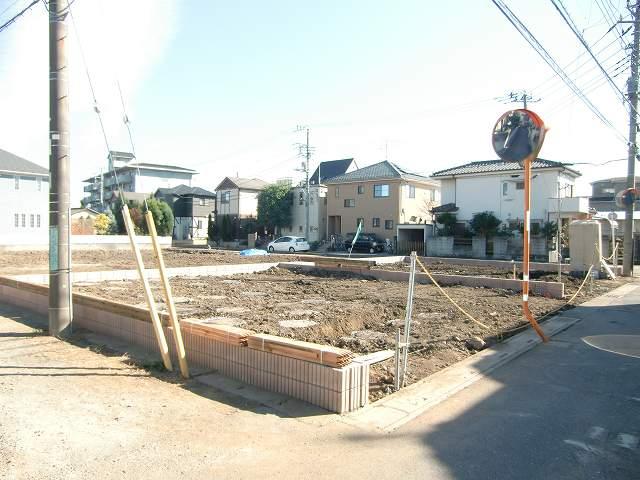 Local photos, including front road. Shaping land! All room southeast! Local Building 2 (November 2013) Shooting