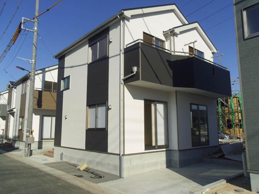 Local photos, including front road. Was building completed. Such as the actual image from per yang, We have to wait all the time so you can see directly.