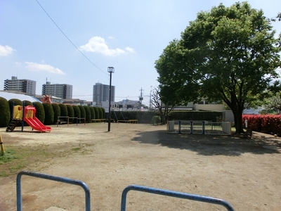 park. Yatsuka first 3 5m to children's amusement park (park)