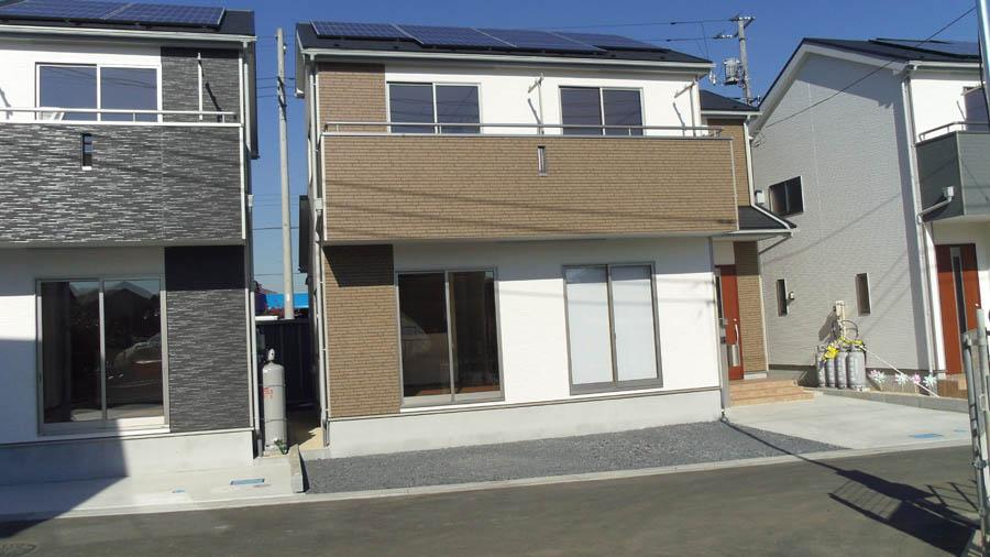 Local photos, including front road. Building 2 Was building completed. Such as the actual image from per yang, We have to wait all the time so you can see directly.