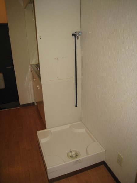 Other room space. Washing machine Storage