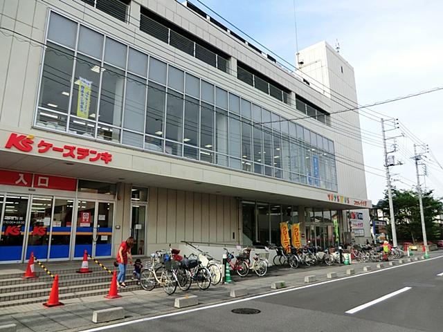 Shopping centre. 330m to Soka Semonpuraza