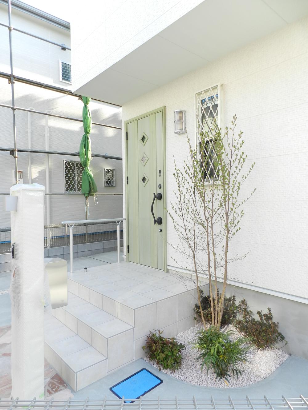 Entrance. Entrance ・ Exterior construction cases