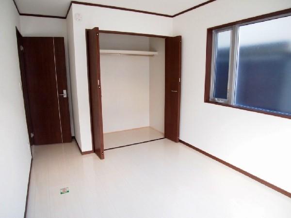 Receipt. Also clean and Katazuki rooms with enough closet space to ensure a.