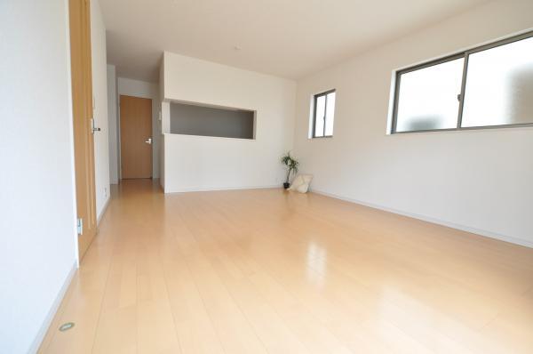 Same specifications photos (living). ◆ Same specifications living ◆