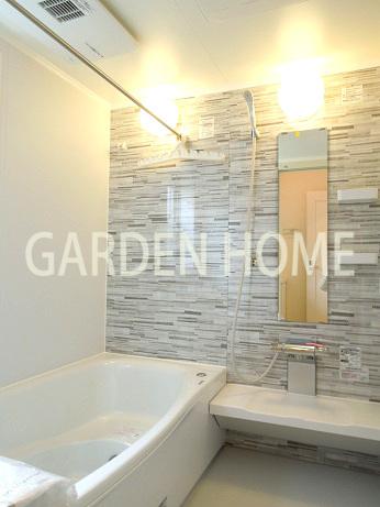 Bathroom. Simple to make in the bathroom