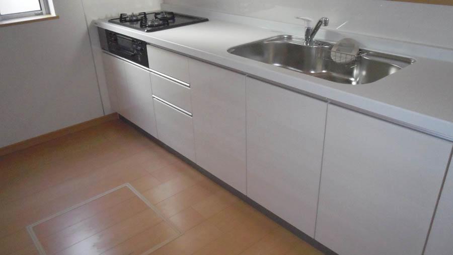 Kitchen. Was building completed. Such as the actual image from per yang, We have to wait all the time so you can see directly.