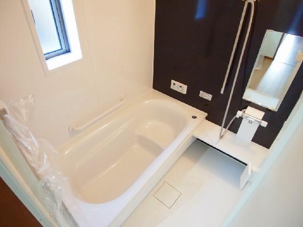 Bathroom. Space calm White × Black. To produce a spacious bathroom is healing time.