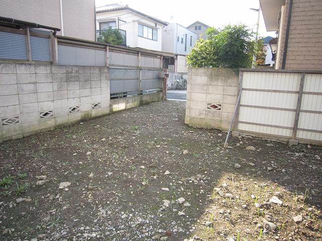 Local land photo. Local (11 May 2013) Shooting