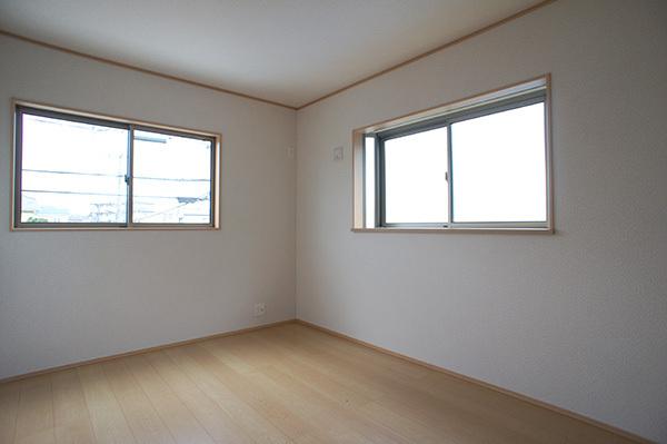 Non-living room. Indoor (11 May 2013) Shooting