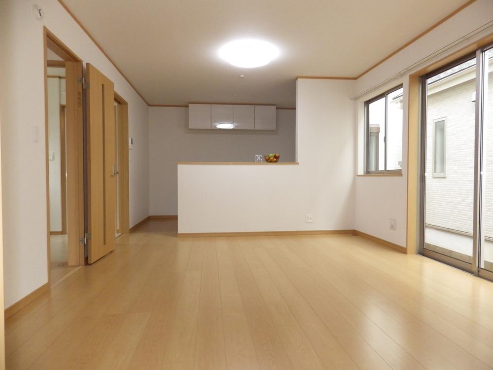 Living. Indoor (11 May 2013) Shooting