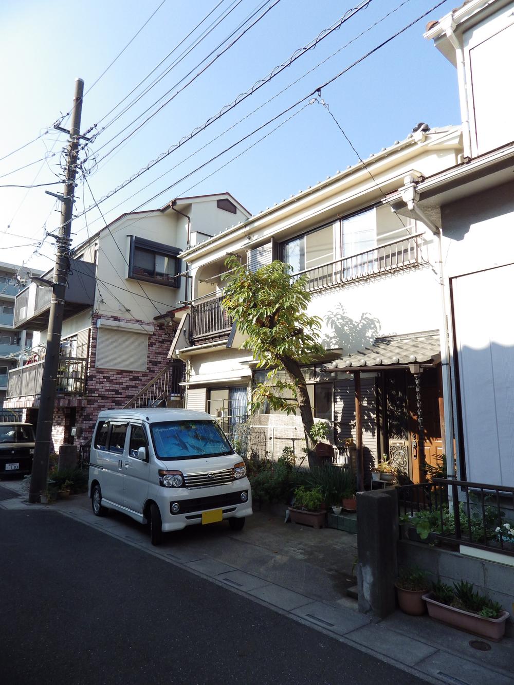 Local land photo. Local (12 May 2013) Shooting