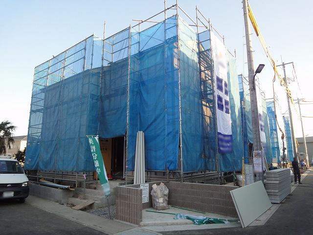 Local appearance photo. 1 Building Local (12 May 2013) Shooting