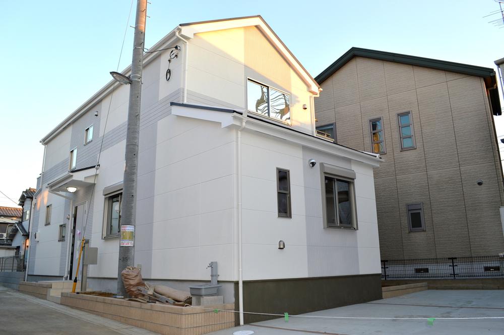 Local appearance photo